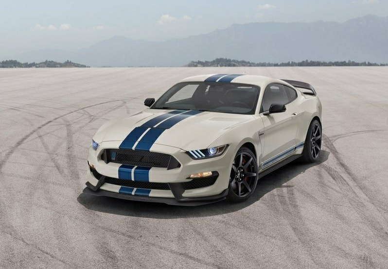 Mustang Shelby GT350 Heritage Edition yarış şeritleri