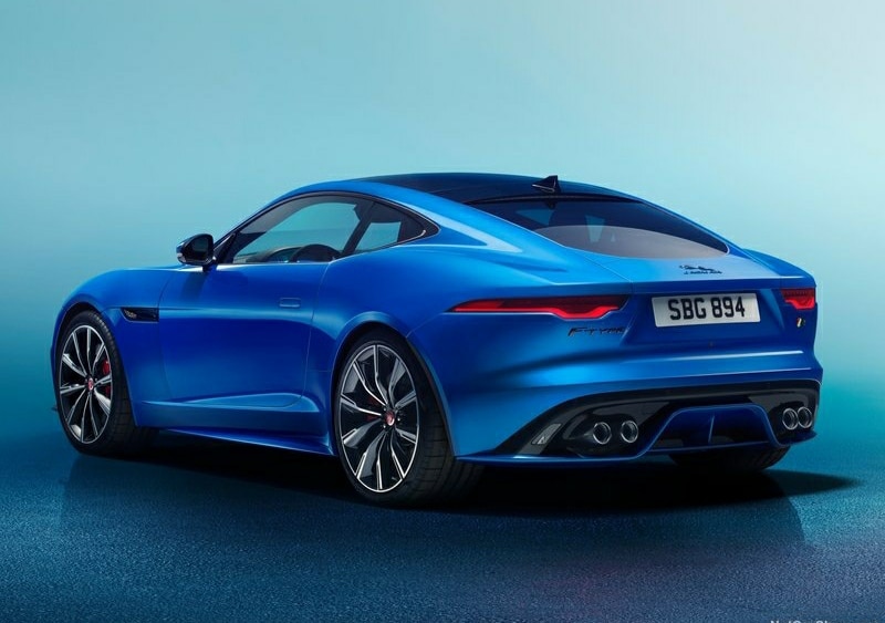 Jaguar F-TYPE mavi coupe arka tasarım görünümü