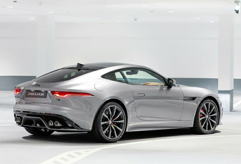 Jaguar F-TYPE gri coupe arka üç çeyrek görünüm