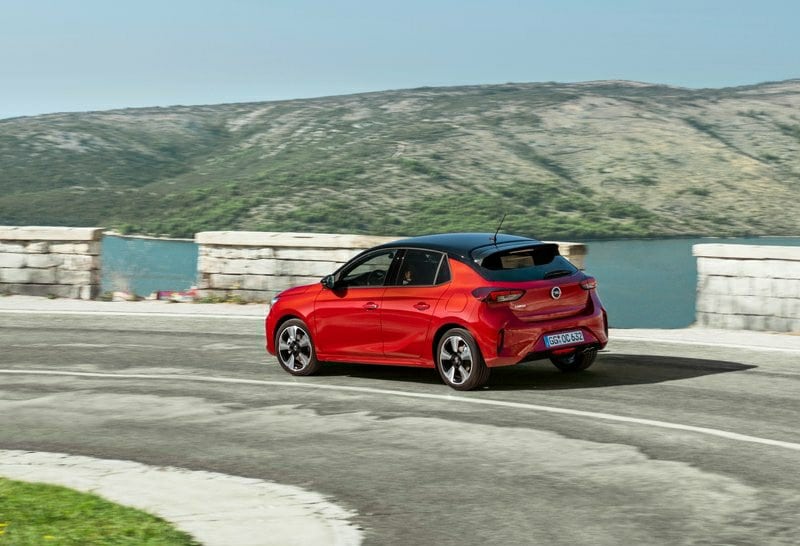 Corsa ön bölüm tasarım görünümü