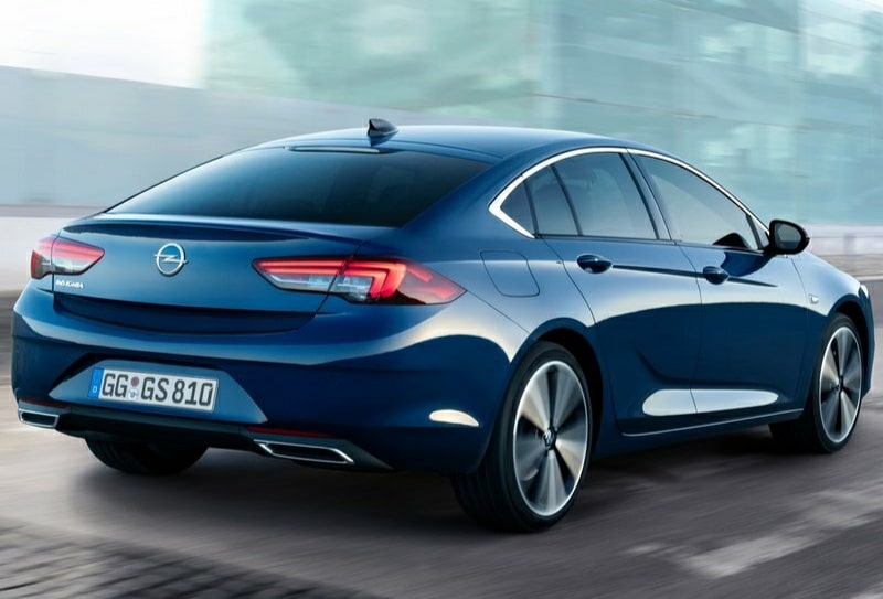 Insignia Grand Sport arka üç çeyrek görünüm
