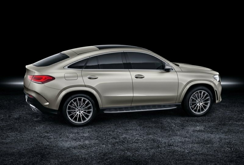 GLE Coupe sağ yan ve arka görünümü