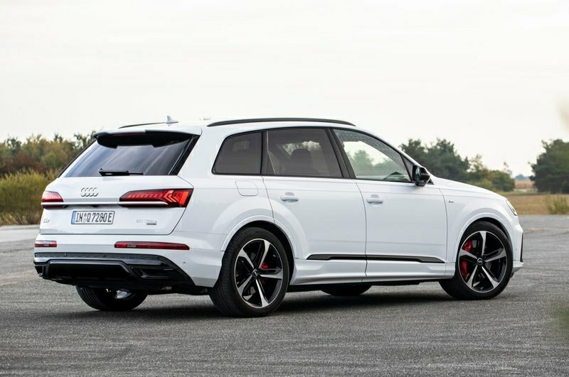 Q7 TFSI e quattro hibrit SUV görseli