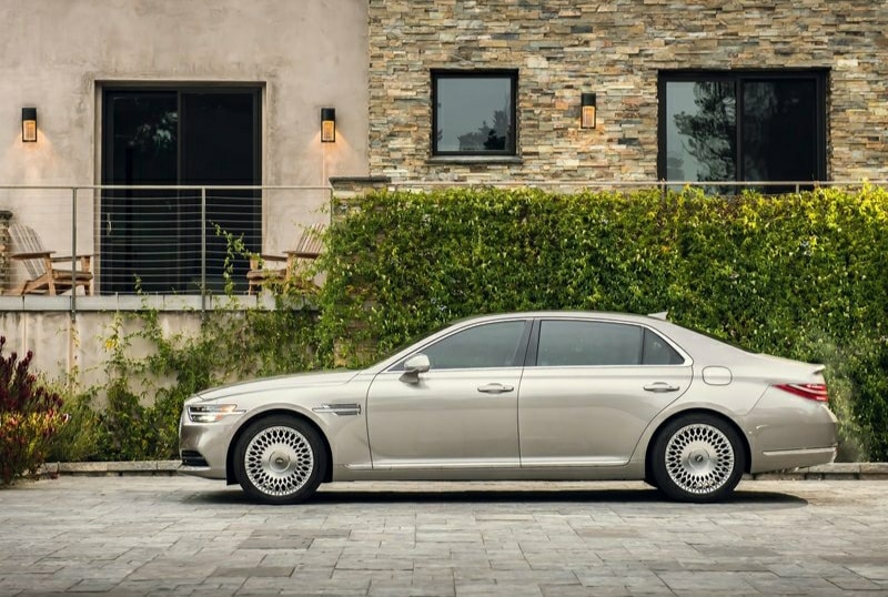 Genesis G90 ön bölüm detayı
