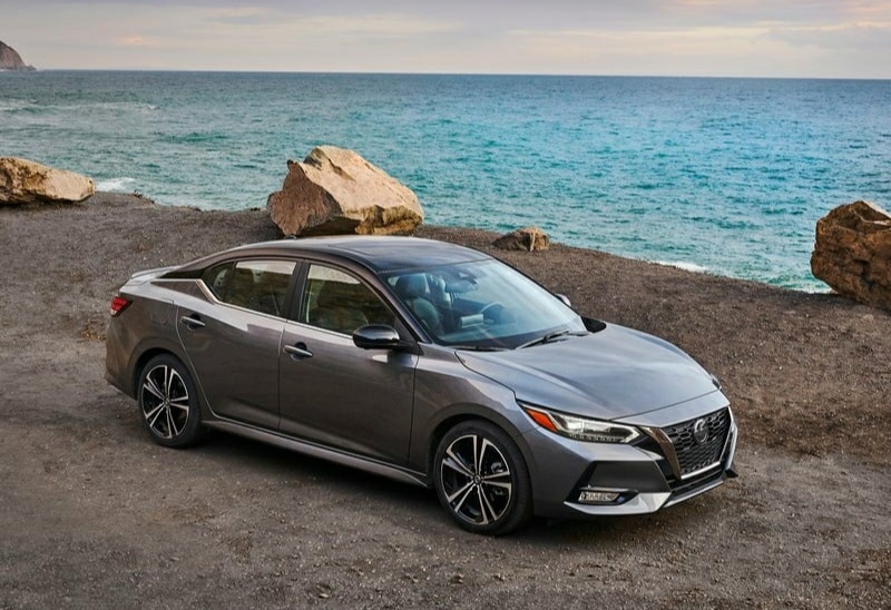 2020 Nissan Sentra otomobil arşiv görseli