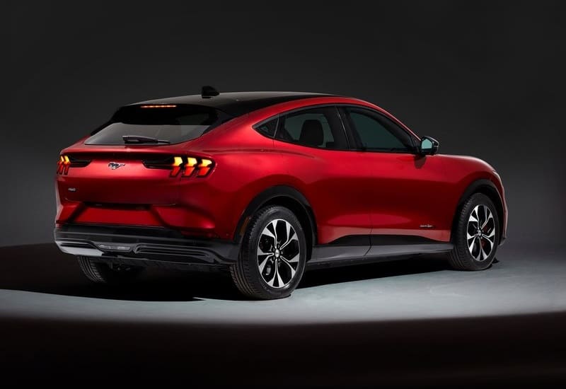 Mustang Mach-E dış tasarım arşiv fotoğrafı 2