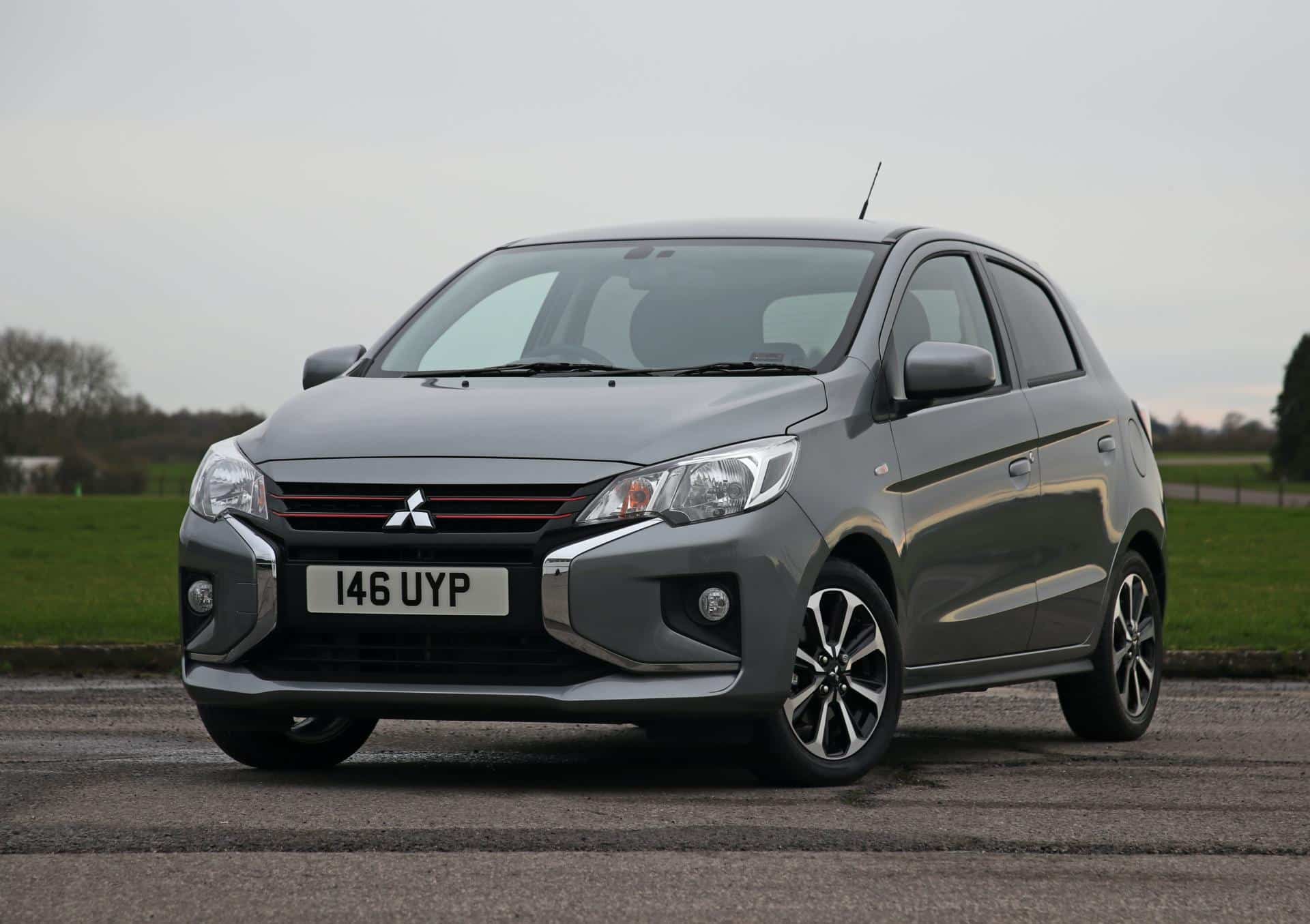 Mitsubishi Space Star dış tasarım arşiv görseli