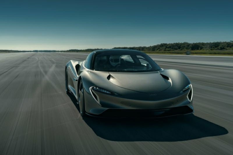Speedtail uzun kuyruklu gövde görünümü