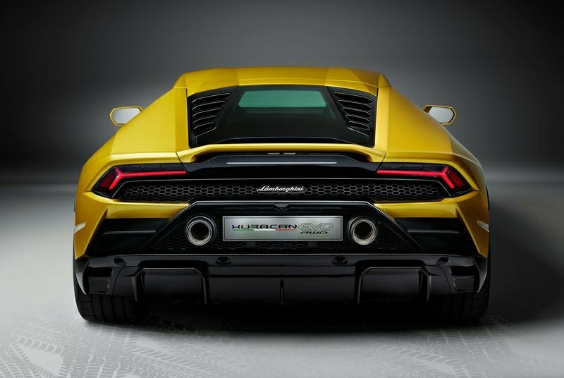 Huracan EVO RWD ön bölüm ve hava girişleri