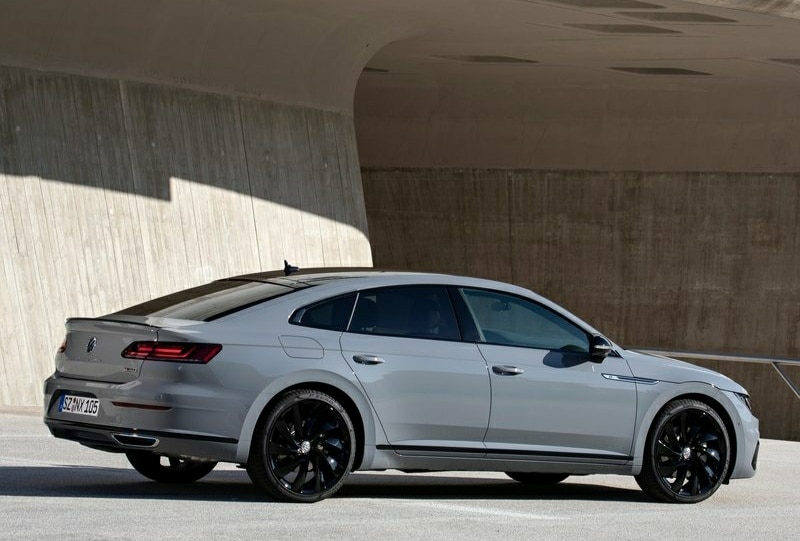 Arteon R-Line Edition kokpit görünümü