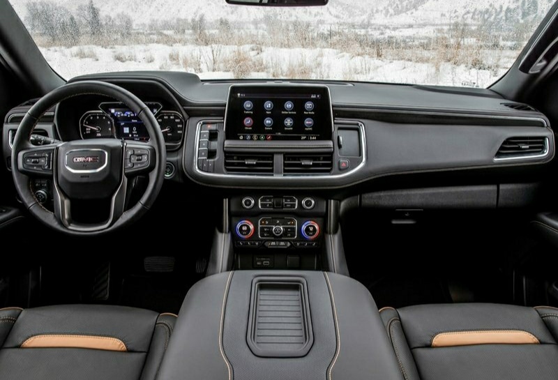 GMC Yukon AT4 dış görünüm