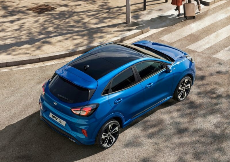 Ford Puma yan profil görünümü