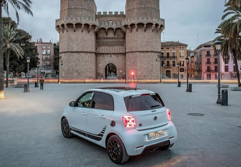 Smart EQ forfour OopsCars arşiv görseli 1