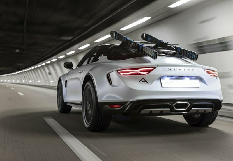Alpine A110 SportsX arka görünümü