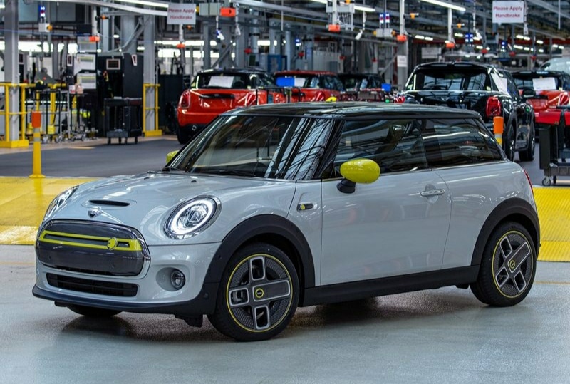 MINI Cooper SE arşiv görseli 08