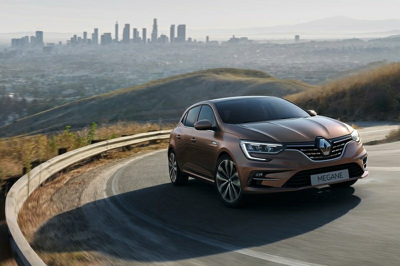 Renault Megane Hatchback ön üç çeyrek görünümü