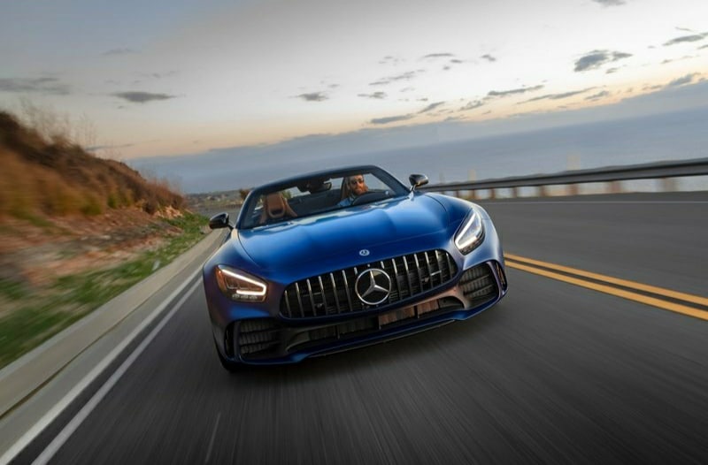 2020 Mercedes-AMG GT R Roadster önden görünüm
