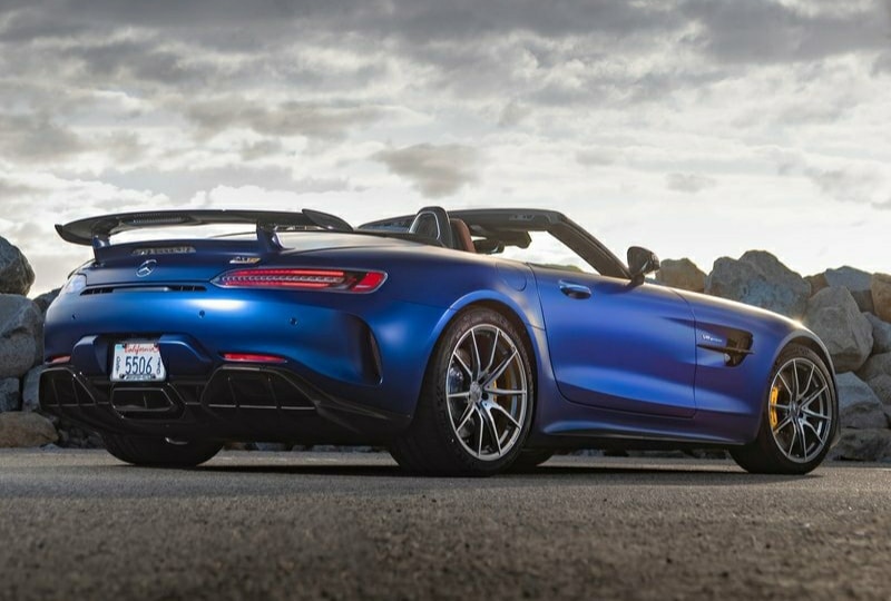 Mercedes-AMG GT R Roadster kokpit görünümü