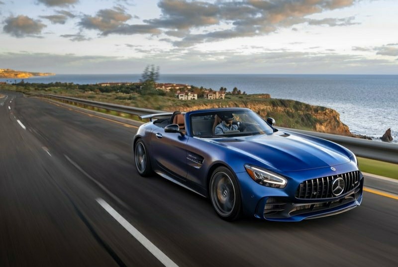 Mercedes-AMG GT R Roadster sürücü alanı