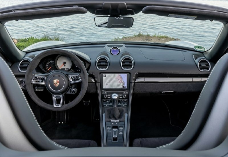 718 Boxster GTS 4.0 kokpit görünümü