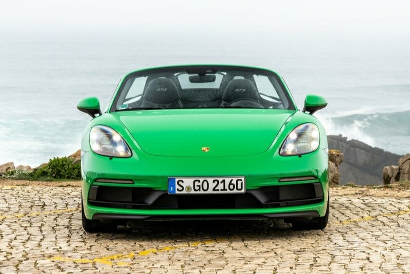 718 Boxster GTS 4.0 önden görünüm