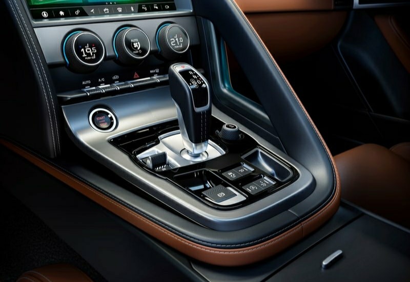 Jaguar F-TYPE arşiv görseli 14