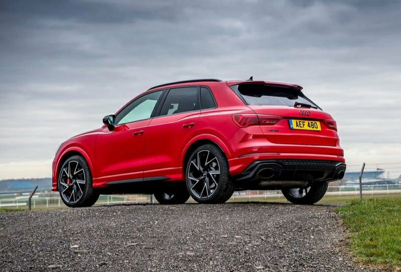 2020 Audi RS Q3 otomobil arşiv görseli