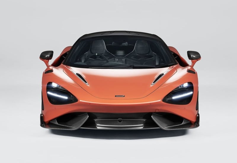 McLaren 765LT aerodinamik gövde