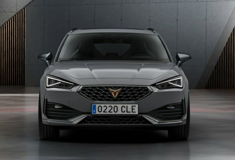 CUPRA Leon Sportstourer önden görünüm