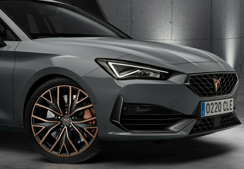 2021 Cupra Leon Sportstourer otomobil arşiv görseli