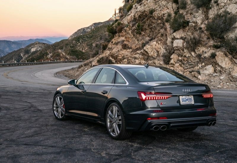 Audi S6 ön bölüm ve Singleframe ızgara