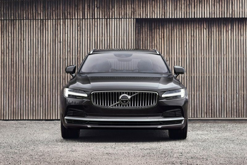 Volvo V90 ön görünüm