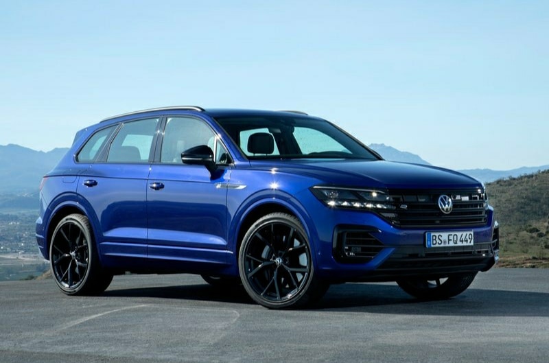 2021 VW Touareg R otomobil arşiv görseli