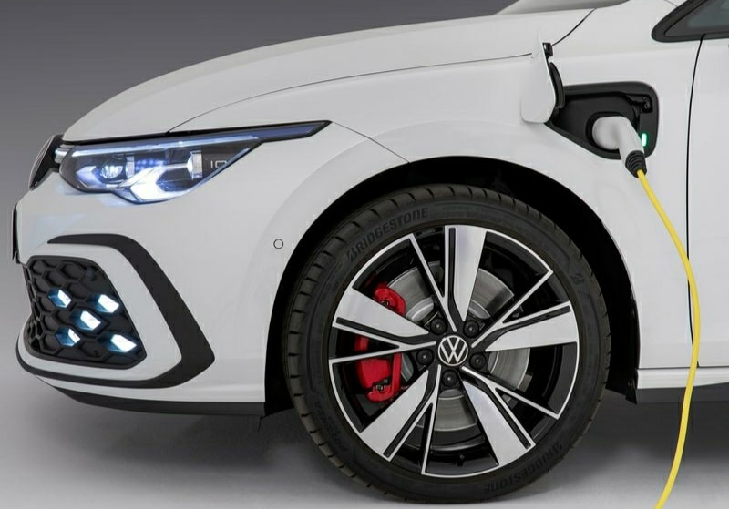 2021 VW Golf GTE otomobil arşiv görseli