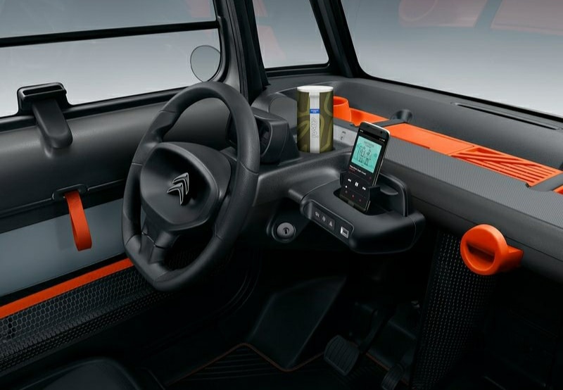 Citroen Ami arka görünüm