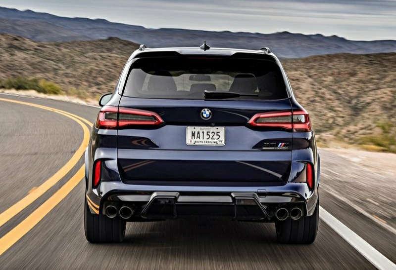 2020 BMW X5 M Competition arka görünüm