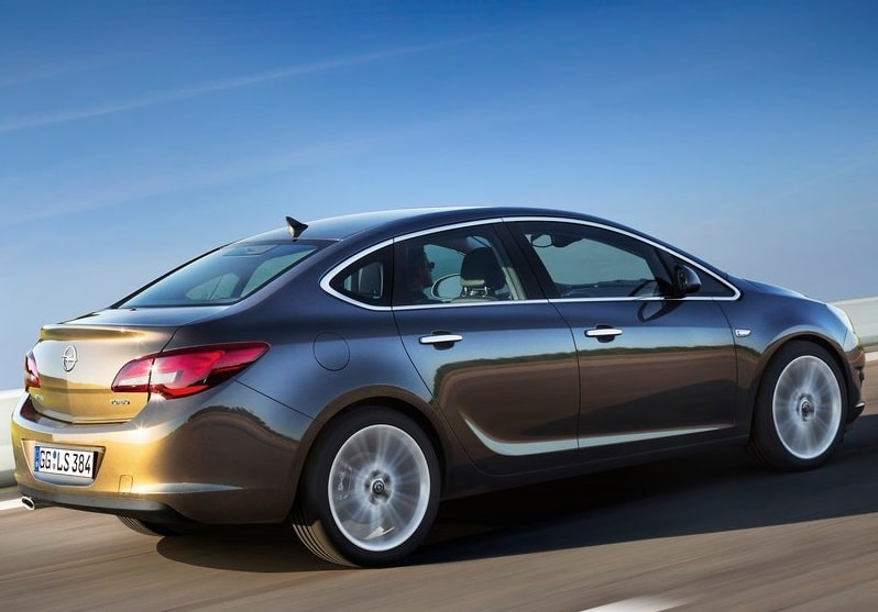 Opel Astra Sedan Mayıs 2020 arşiv galeri görseli