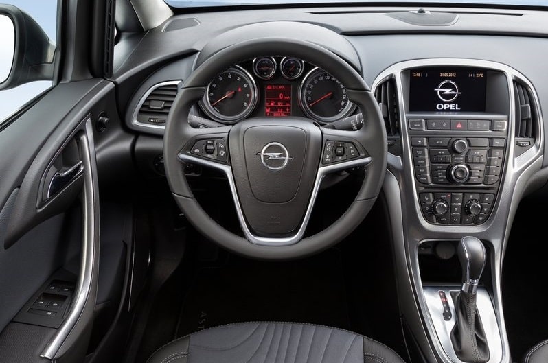 Opel Astra Sedan Mayıs 2020 fiyat arşivi galeri görseli