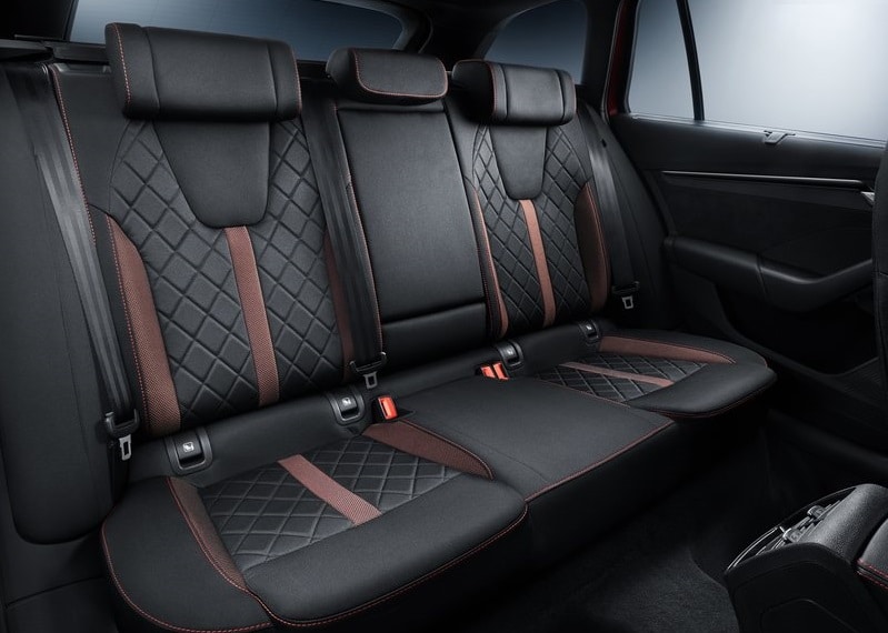 Octavia RS iV Combi arka koltukları