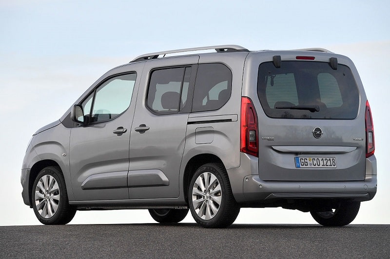 Opel Combo Life arşiv iç ve dış detay görseli