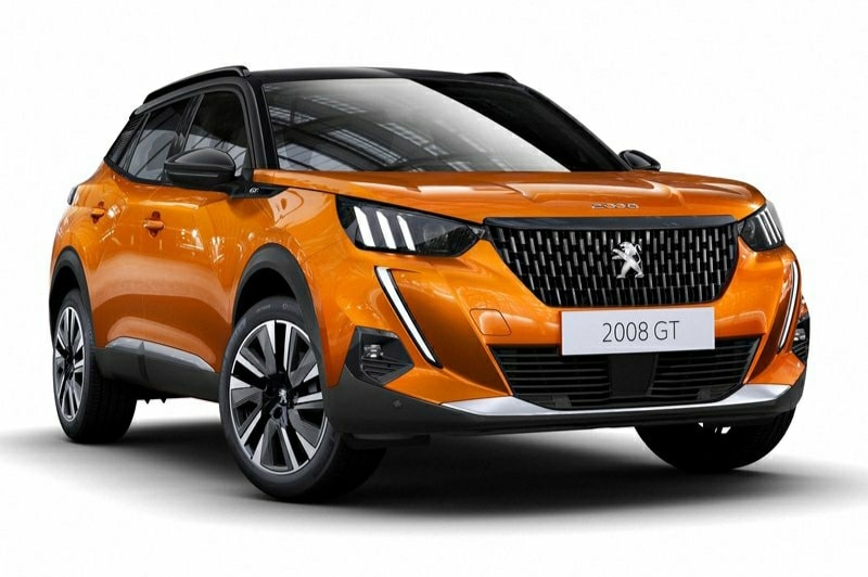 Peugeot 2008 Nisan 2021 fiyatları için Peugeot 2008 ön görünümü