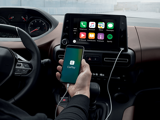 Peugeot Rifter bilgi eğlence ekranı