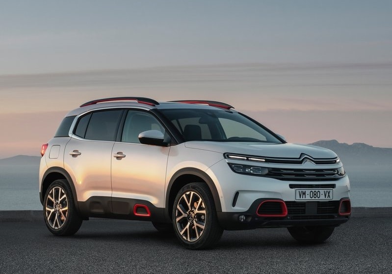 Citroen C5 Aircross yan profil arşiv fotoğrafı