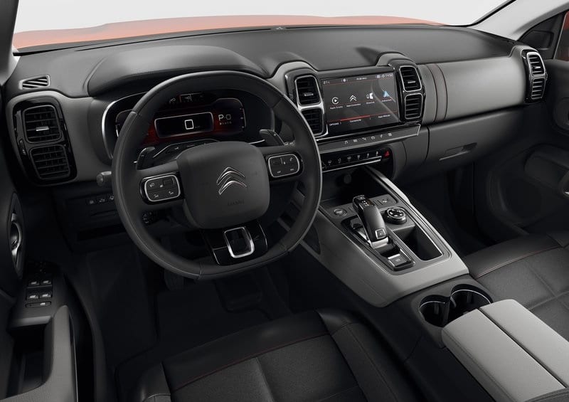 C5 Aircross iç mekan ve ön konsol