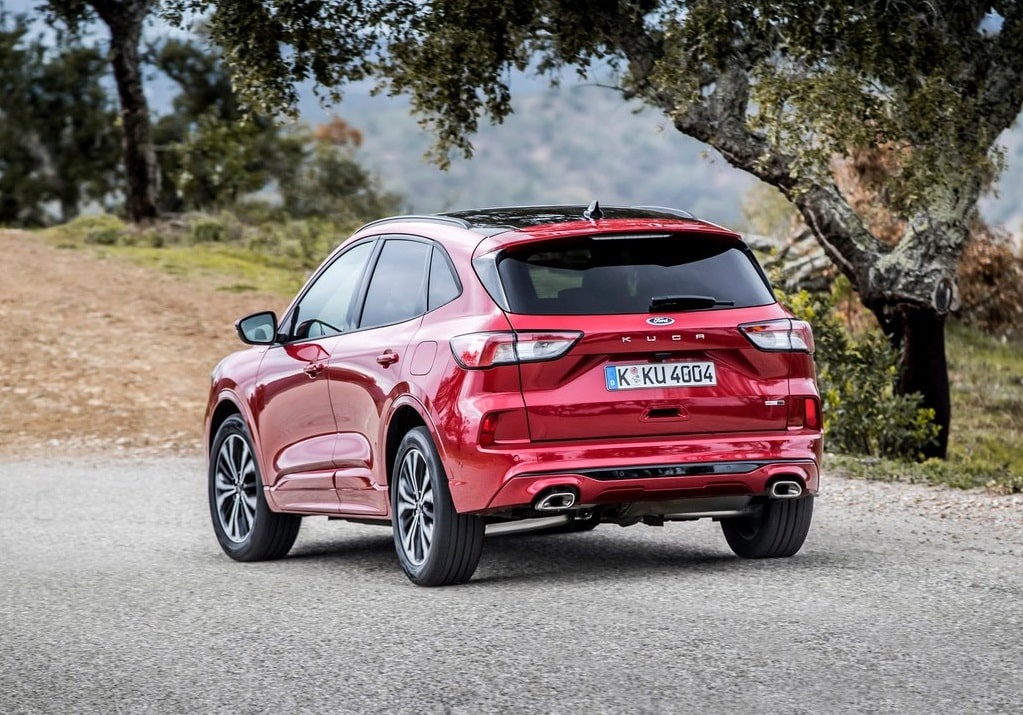 Ford Kuga ST-Line arka görünüm
