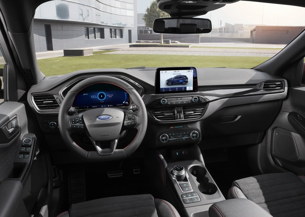 Ford Kuga gösterge paneli