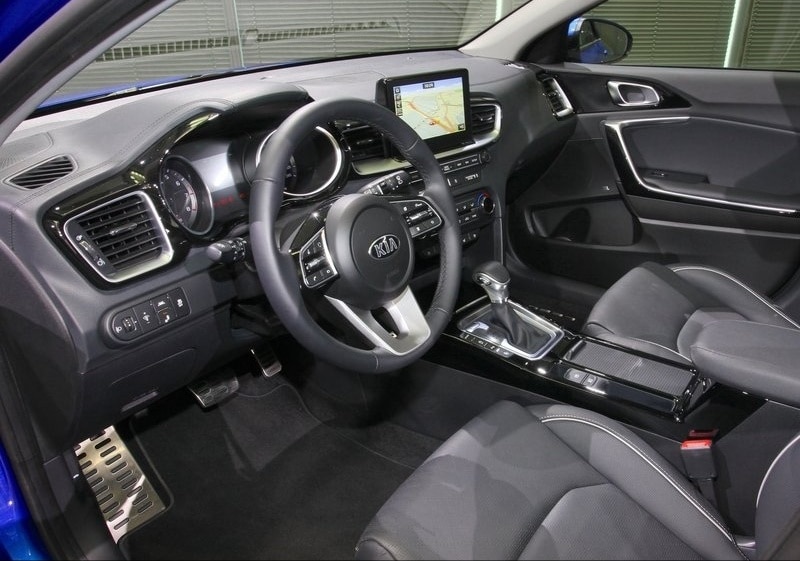 Kia Ceed gösterge paneli
