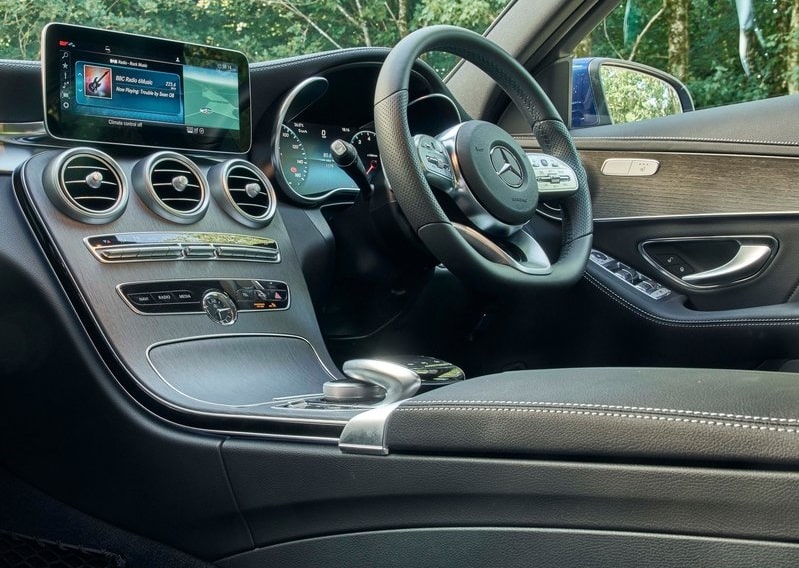 Mercedes-Benz C Serisi ön bölüm