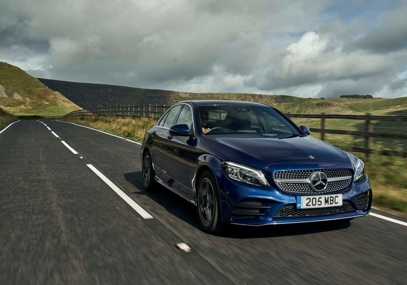 Mercedes-Benz C Serisi sedan ön tasarımı