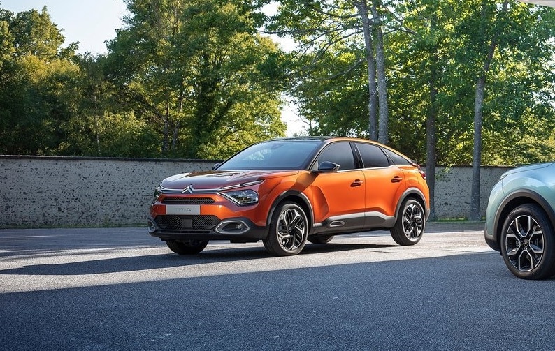 Citroen C4 Ocak Fiyat Listesi için turuncu Citroen C4 dış görünümü